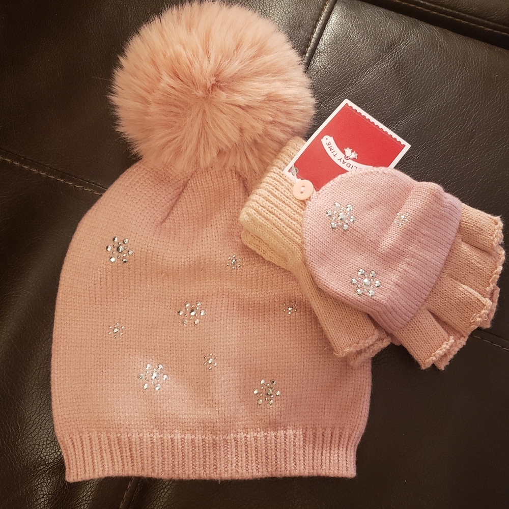Soft Pink Girls Hat and Glove Set NWT